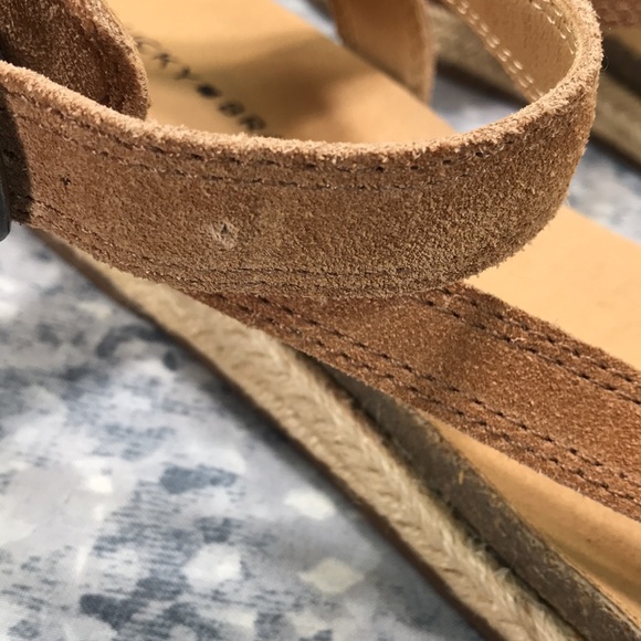 Lucky 🍀 Brand Gabrien Tan Suede Leather Espadrille Sandals Women’s 11M ☀️ - Picture 9 of 11